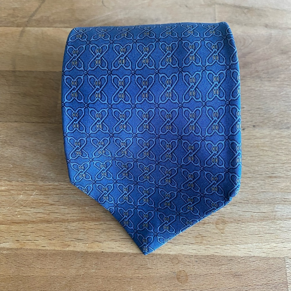 Hermes Paris Men's Tie in Hermes 1990s. Purchased in my trip to Paris